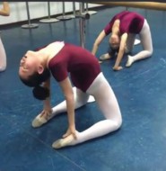 实验初中艺术小妹妹白丝袜表演