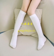 很可爱的中筒袜小美女【109p】