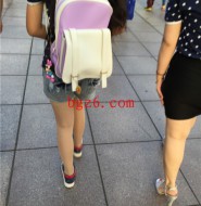 高清拍摄萝莉妹妹帆布鞋配连裤肉袜,神一样的搭配!【50P】