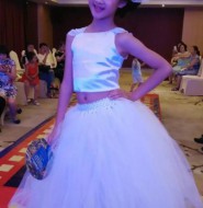 这才是真正接地气的小童星!就像你的邻家小妹妹!【167P+1V】