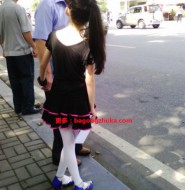 网友下班无聊拍摄行走的白裤连袜小萝莉,这份痴情老天看了也动容!【48P】