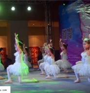 这才是经典的舞蹈萝莉白袜!一颦一笑都透露着Loli气息!【11P】