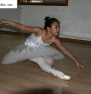 这才是原汁原味的芭蕾白裤袜,一颦一笑都透露着妩媚之美!【35P】